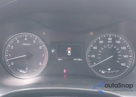 2016 Hyundai Genesis 3.8 z USA, uszkodzony, nr VIN KMHGN4JE3GU137028